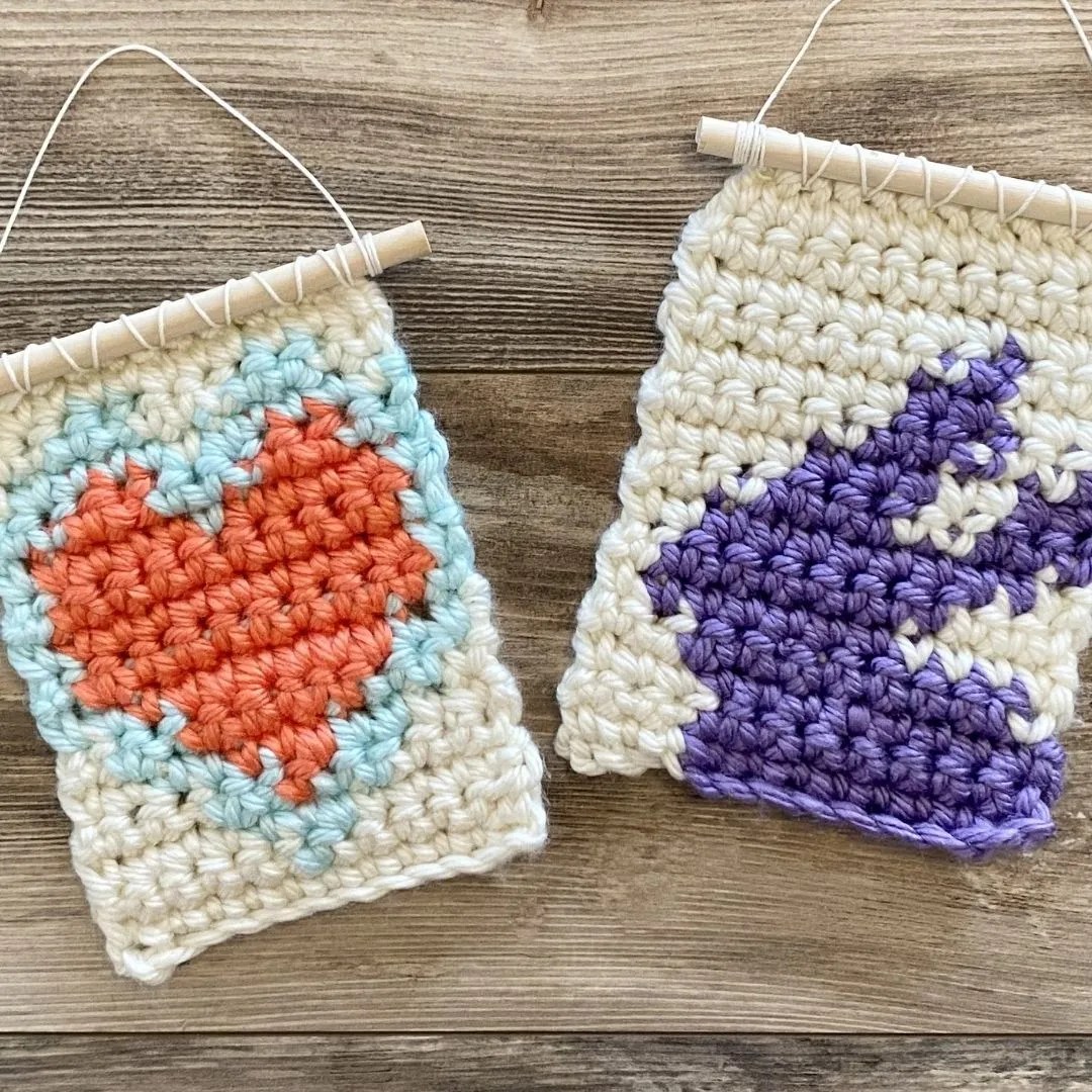 mini crochet wall hanging